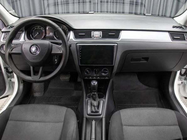Skoda Rapid I Рестайлинг с пробегом 2017 года, цена 829 000 рублей, 149000 км, лифтбек, Автокод Объявления