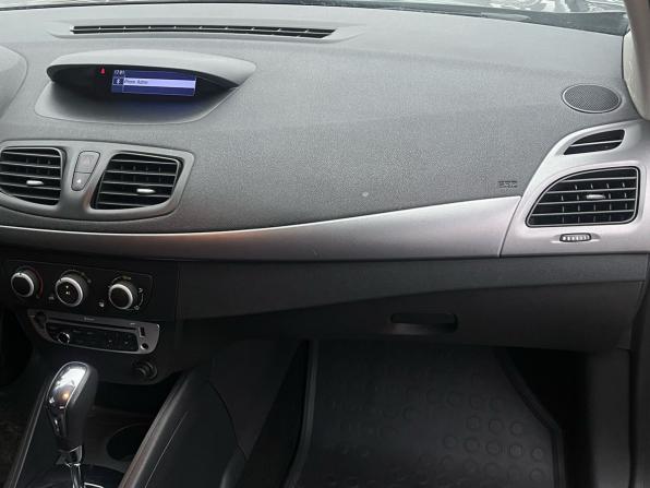 Renault Fluence I Рестайлинг с пробегом 2013 года, цена 740 000 рублей, 150203 км, седан, Автокод Объявления
