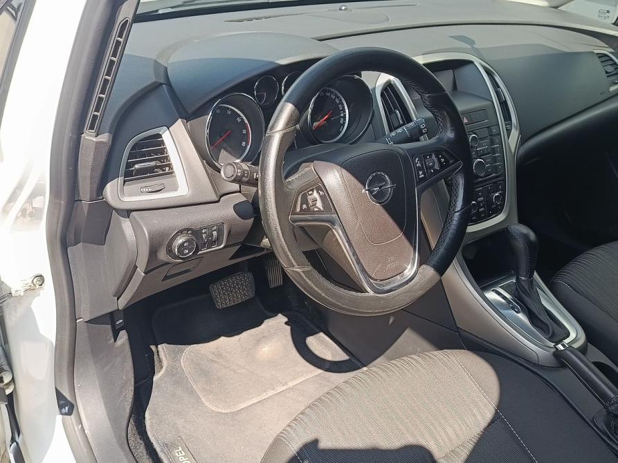 Opel Astra J Москва  - изображение 13