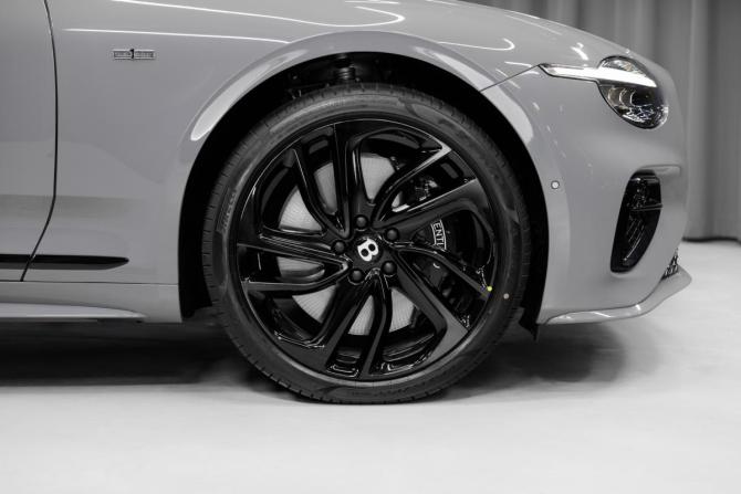 Новый Bentley Continental GT IV 2025 года, цена 47 555 100 рублей, купе, Автокод Объявления