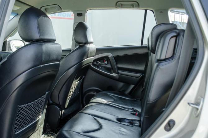 Toyota RAV4 III (XA30) с пробегом 2008 года, цена 1 050 000 рублей, 270000 км, внедорожник, Автокод Объявления