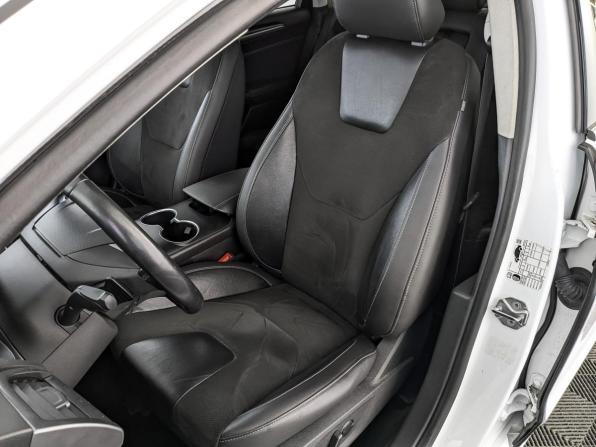 Ford Mondeo V с пробегом 2018 года, цена 1 940 000 рублей, 105357 км, седан, Автокод Объявления