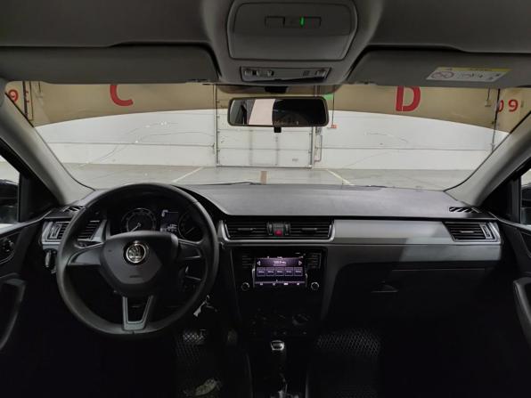 Skoda Rapid I Рестайлинг с пробегом 2018 года, цена 1 170 000 рублей, 202855 км, лифтбек, Автокод Объявления