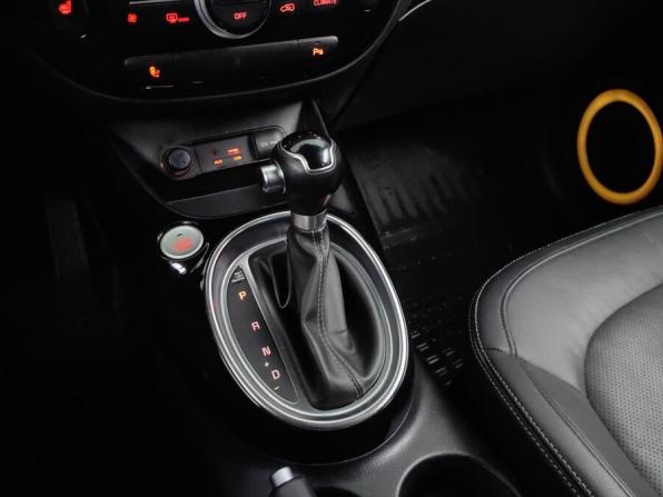 Kia Soul II Рестайлинг с пробегом 2017 года, цена 1 748 000 рублей, 71000 км, хэтчбек, Автокод Объявления