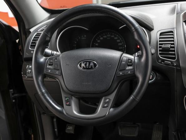Kia Sorento II Рестайлинг с пробегом 2018 года, цена 2 049 000 рублей, 160252 км, внедорожник, Автокод Объявления