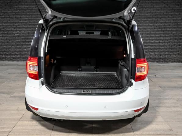 Skoda Yeti I Рестайлинг с пробегом 2014 года, цена 1 200 000 рублей, 181297 км, внедорожник, Автокод Объявления