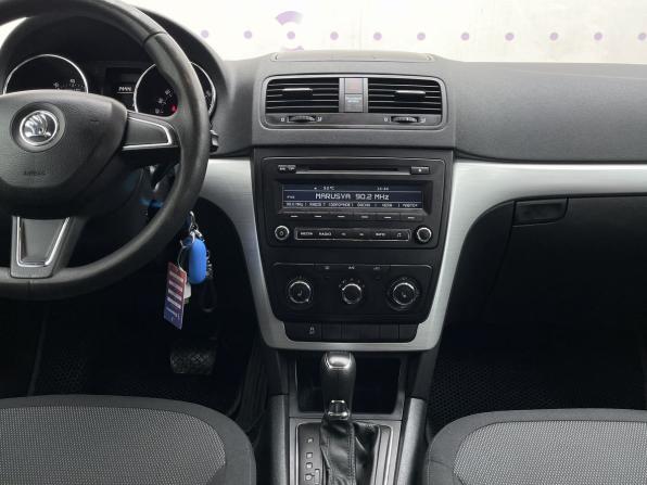Skoda Yeti I Рестайлинг с пробегом 2014 года, цена 1 320 000 рублей, 106951 км, внедорожник, Автокод Объявления