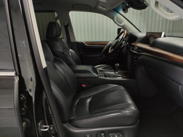 Lexus LX III Рестайлинг 2 с пробегом 2015 года, цена 5 172 000 рублей, 215059 км, внедорожник, Автокод Объявления