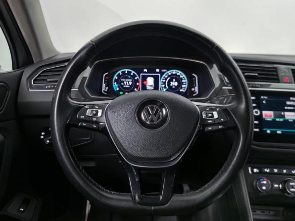 Volkswagen Tiguan II с пробегом 2020 года, цена 2 998 000 рублей, 109000 км, внедорожник, Автокод Объявления