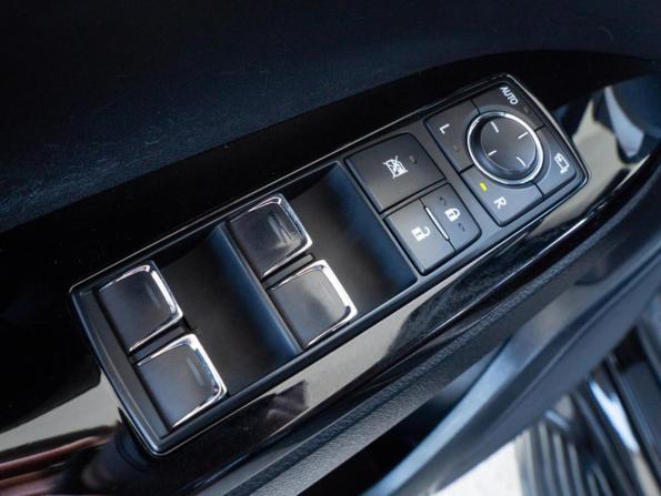 Lexus LX III Рестайлинг 2 с пробегом 2020 года, цена 10 950 000 рублей, 87577 км, внедорожник, Автокод Объявления