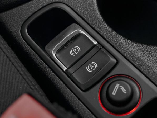 Audi Q3 I (8U) с пробегом 2014 года, цена 1 855 000 рублей, 124289 км, внедорожник, Автокод Объявления
