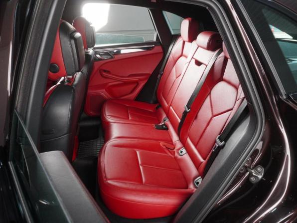 Porsche Macan I с пробегом 2015 года, цена 3 099 000 рублей, 130103 км, внедорожник, Автокод Объявления