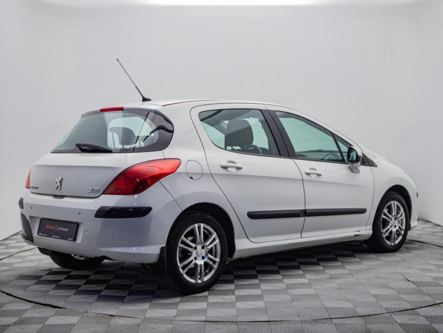 Peugeot 308 I Москва  - изображение 5