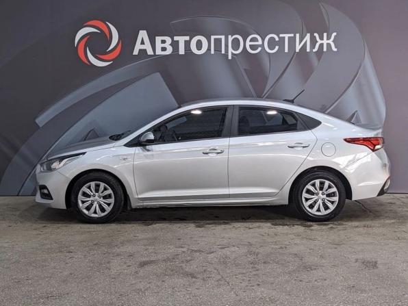 Hyundai Solaris II с пробегом 2019 года, цена 1 260 000 рублей, 70500 км, седан, Автокод Объявления