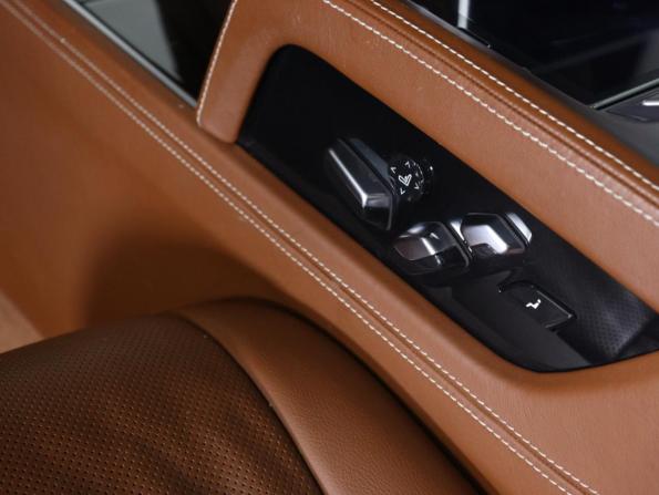 BMW 7 серии VI (G11/G12) с пробегом 2016 года, цена 2 930 000 рублей, 180261 км, седан, Автокод Объявления