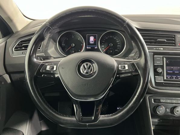 Volkswagen Tiguan II с пробегом 2018 года, цена 2 422 000 рублей, 157971 км, внедорожник, Автокод Объявления