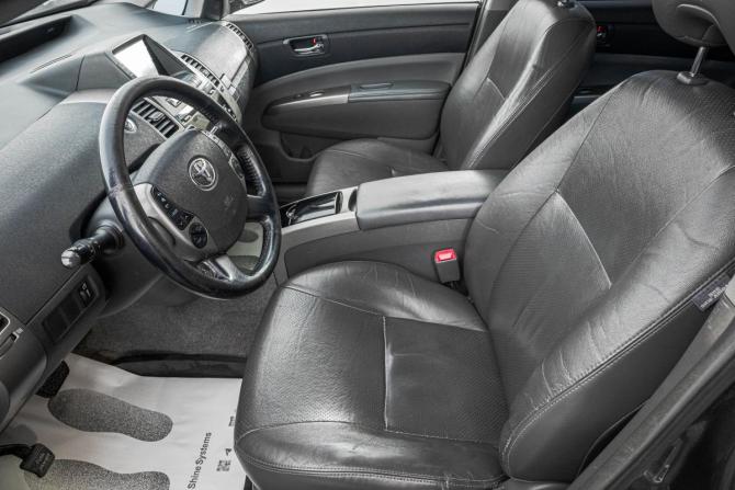 Toyota Prius II Рестайлинг (XW20) с пробегом 2008 года, цена 869 000 рублей, 240000 км, лифтбек, Автокод Объявления