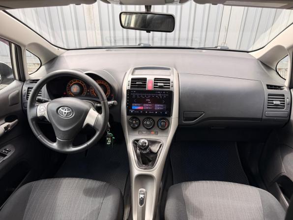Toyota Auris I с пробегом 2008 года, цена 649 000 рублей, 321550 км, хэтчбек, Автокод Объявления