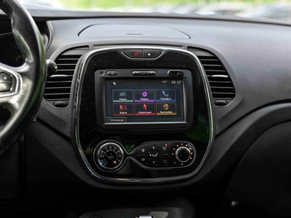 Renault Kaptur I с пробегом 2017 года, цена 1 199 000 рублей, 207612 км, внедорожник, Автокод Объявления
