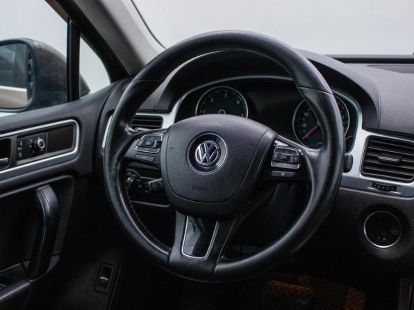 Volkswagen Touareg II с пробегом 2011 года, цена 1 670 000 рублей, 289850 км, внедорожник, Автокод Объявления