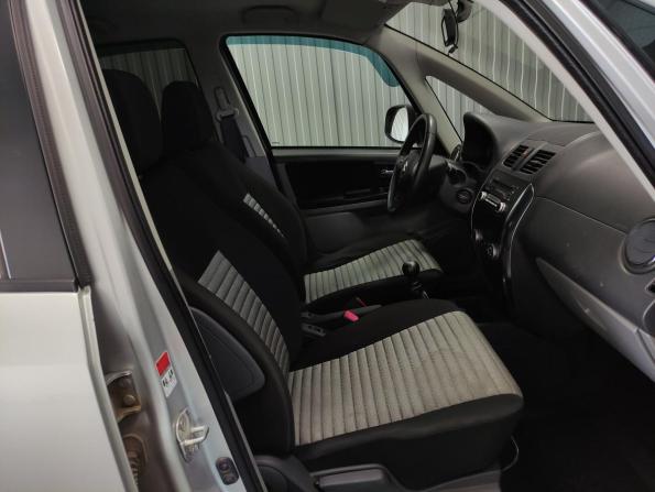 Suzuki SX4 I (Classic) Рестайлинг с пробегом 2011 года, цена 787 000 рублей, 98296 км, хэтчбек, Автокод Объявления