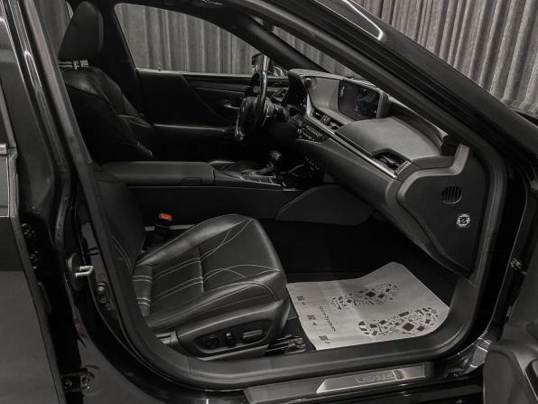 Lexus ES VII с пробегом 2020 года, цена 3 499 000 рублей, 120000 км, седан, Автокод Объявления