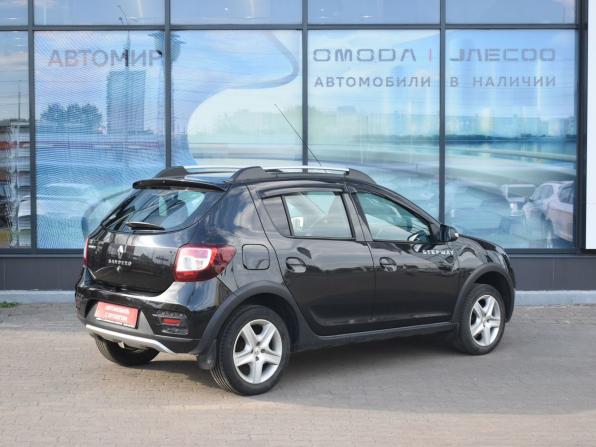 Renault Sandero II с пробегом 2017 года, цена 1 030 000 рублей, 57368 км, хэтчбек, Автокод Объявления