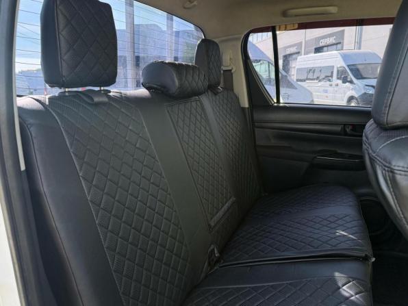 Toyota Hilux VIII с пробегом 2016 года, цена 2 600 000 рублей, 190000 км, пикап, Автокод Объявления