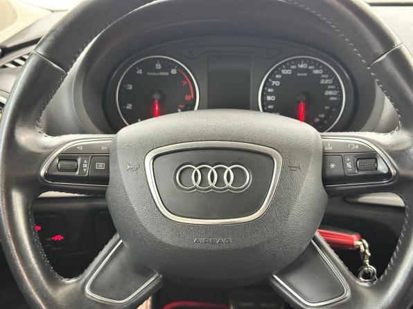 Audi A3 III (8V) с пробегом 2014 года, цена 1 289 000 рублей, 102654 км, хэтчбек, Автокод Объявления