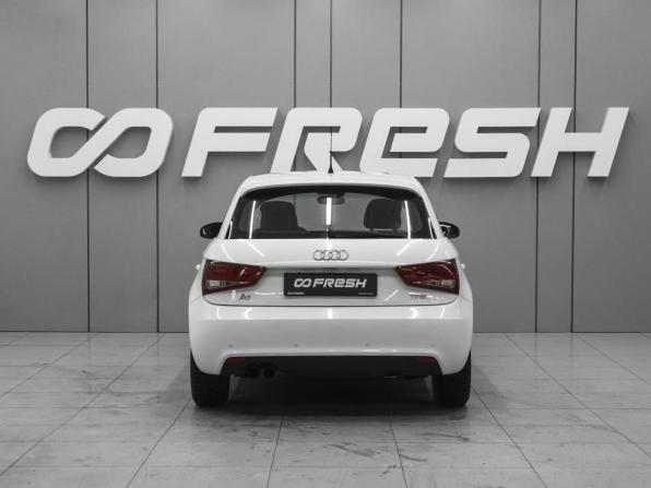 Audi A1 I (8X) с пробегом 2012 года, цена 1 320 000 рублей, 137113 км, хэтчбек, Автокод Объявления