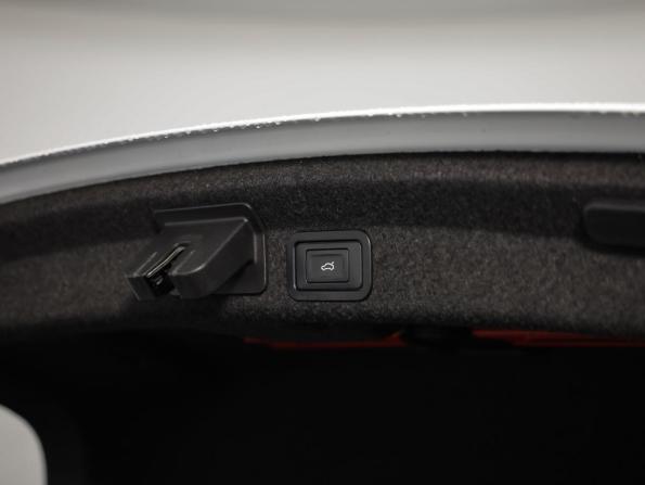 Audi A6 V (C8) с пробегом 2019 года, цена 3 799 000 рублей, 81744 км, седан, Автокод Объявления
