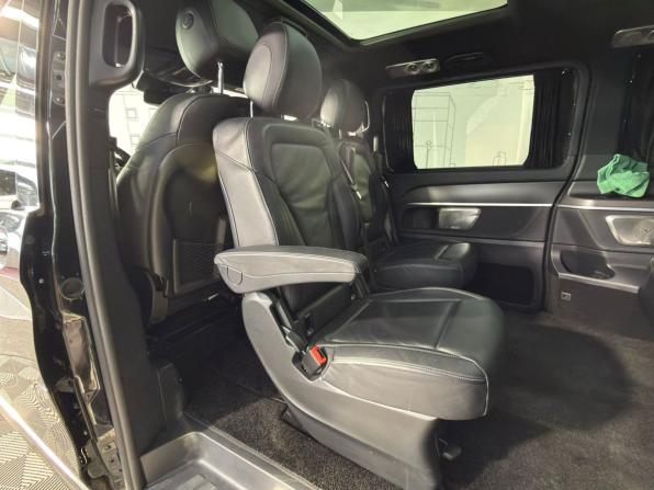 Mercedes-Benz V-Класс III (W447) Рестайлинг с пробегом 2021 года, цена 7 500 000 рублей, 47608 км, минивэн, Автокод Объявления