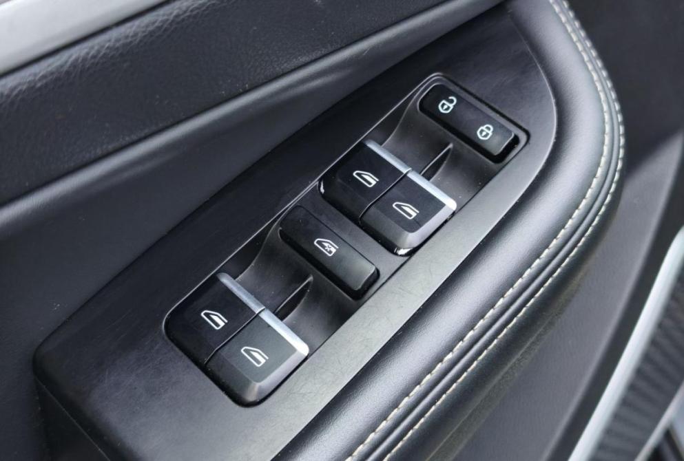 Geely Emgrand X7 I Рестайлинг 2 Саратов  - изображение 28