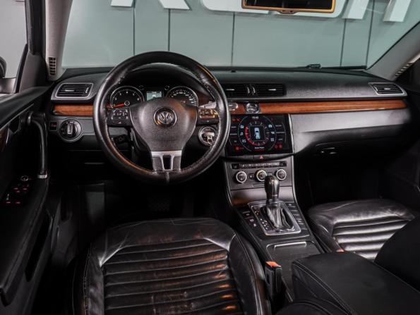 Volkswagen Passat B7 с пробегом 2012 года, цена 1 289 000 рублей, 164870 км, седан, Автокод Объявления