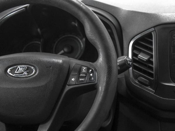 Lada (ВАЗ) XRAY I с пробегом 2017 года, цена 829 900 рублей, 129000 км, хэтчбек, Автокод Объявления