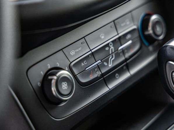 Ford Focus III Рестайлинг с пробегом 2018 года, цена 1 188 000 рублей, 128696 км, хэтчбек, Автокод Объявления