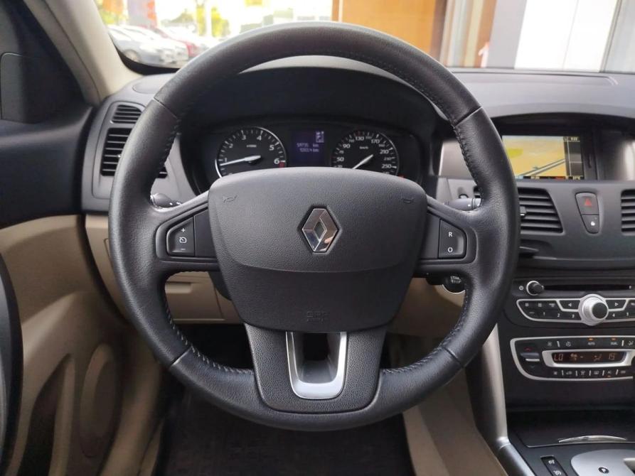 Renault Latitude I Москва  - изображение 12