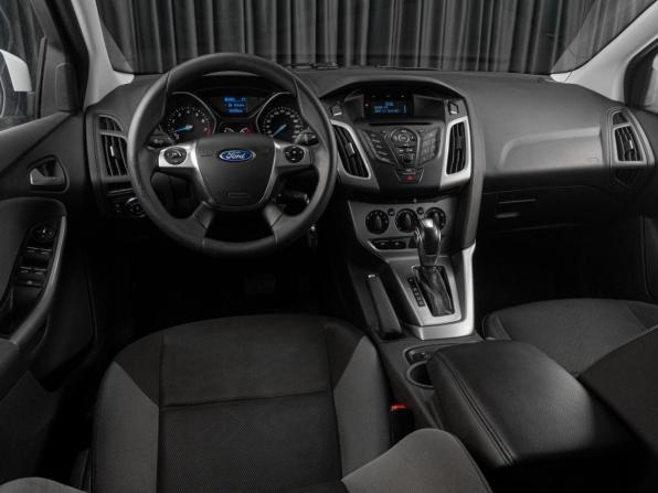 Ford Focus III с пробегом 2013 года, цена 799 000 рублей, 131185 км, хэтчбек, Автокод Объявления
