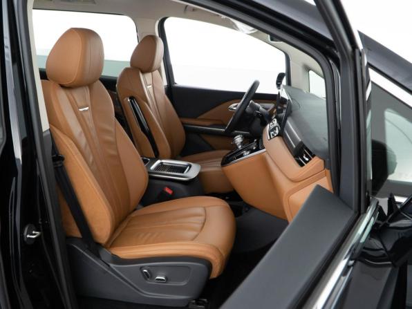 Hongqi HQ9 с пробегом 2024 года, цена 4 839 044 рубля, 2037 км, минивэн, Автокод Объявления