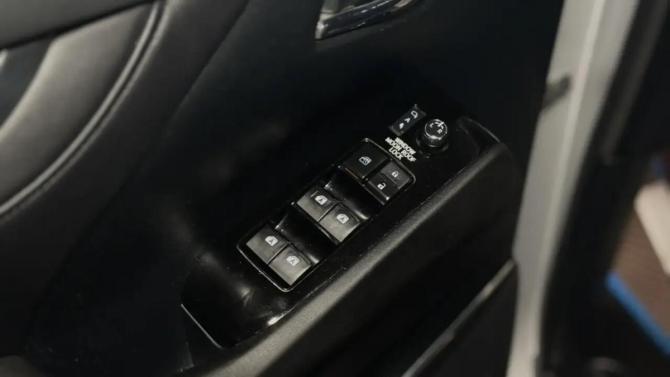 Toyota Alphard III с пробегом 2015 года, цена 3 250 000 рублей, 376772 км, минивэн, Автокод Объявления
