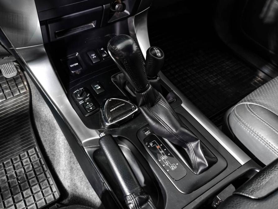 Toyota Land Cruiser Prado 120 Series Рестайлинг Санкт-Петербург  - изображение 14