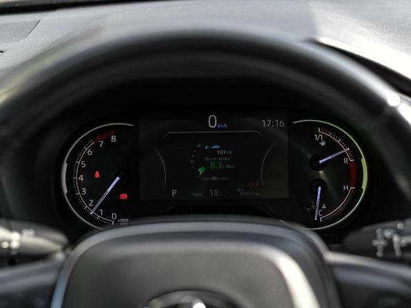 Toyota RAV4 IV (XA40) Рестайлинг с пробегом 2019 года, цена 2 966 000 рублей, 98876 км, внедорожник, Автокод Объявления
