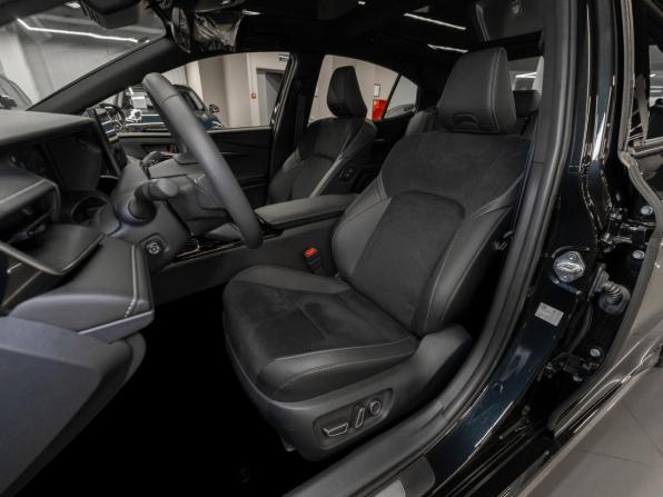 Toyota Camry IX (XV80) China Market с пробегом 2026 года, цена 4 500 000 рублей, 50 км, седан, Автокод Объявления