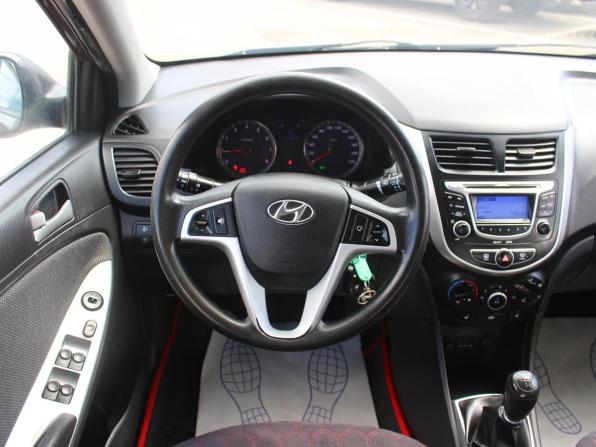 Hyundai Solaris I с пробегом 2012 года, цена 670 000 рублей, 154379 км, седан, Автокод Объявления