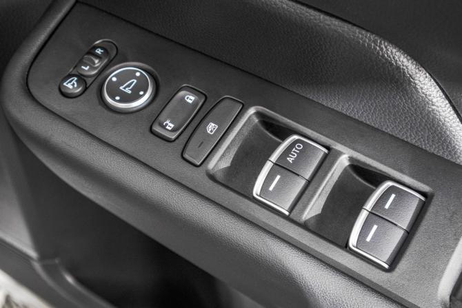 Honda Stepwgn VI с пробегом 2022 года, цена 3 049 000 рублей, 17000 км, минивэн, Автокод Объявления