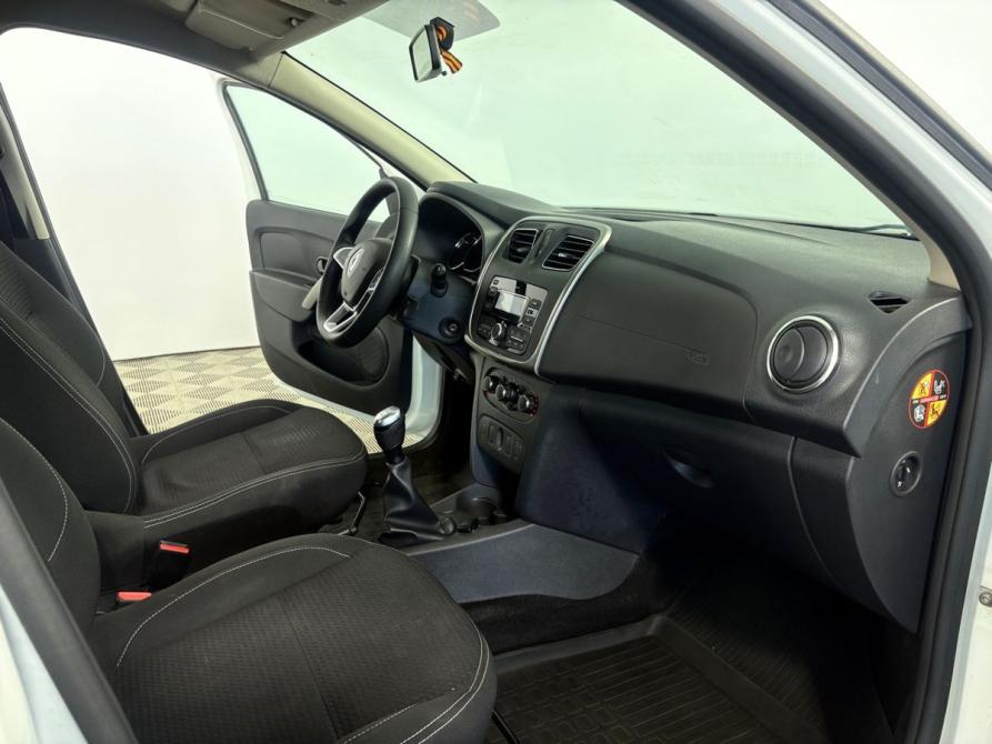 Renault Logan II Рестайлинг Борисоглебск  - изображение 10