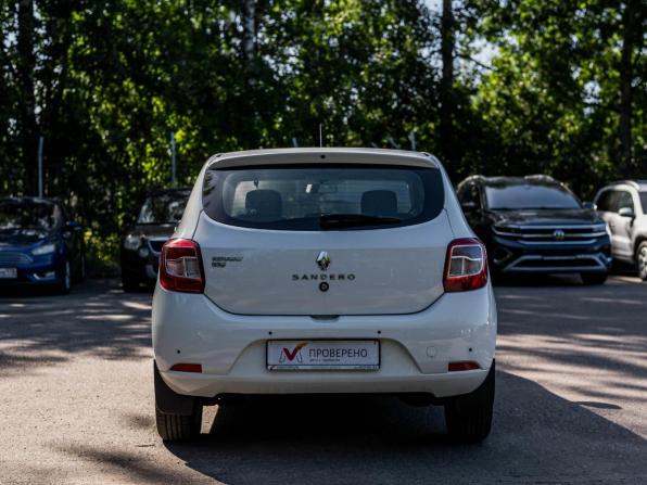 Renault Sandero II с пробегом 2014 года, цена 645 001 рубль, 113500 км, хэтчбек, Автокод Объявления