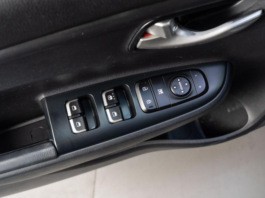 Kia Rio IV Тюмень  - изображение 12