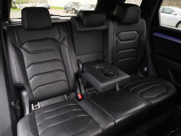 Volkswagen Touareg III с пробегом 2020 года, цена 4 499 000 рублей, 193881 км, внедорожник, Автокод Объявления