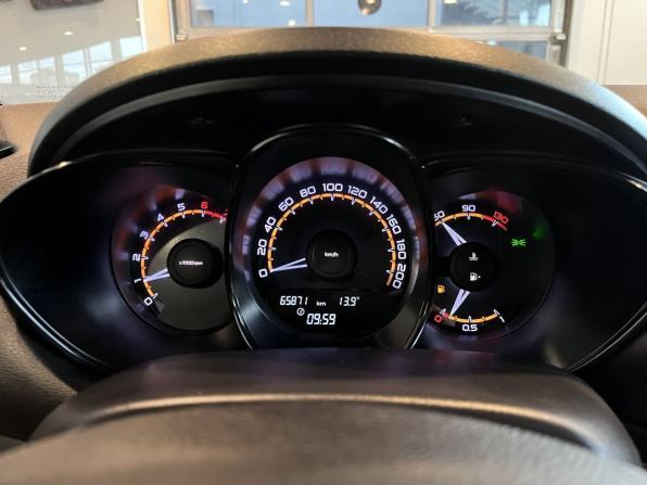 Lada (ВАЗ) Vesta I с пробегом 2019 года, цена 1 045 000 рублей, 65689 км, седан, Автокод Объявления